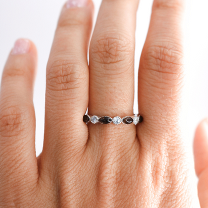 Anillo con circonita de Plata 925 con cenizas