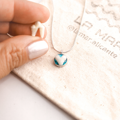 Colgante con un diente Plata 925